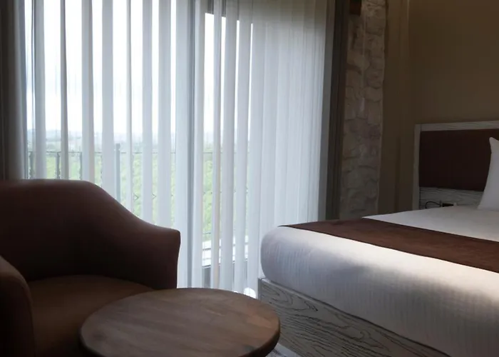 Hotel Magical House 4*